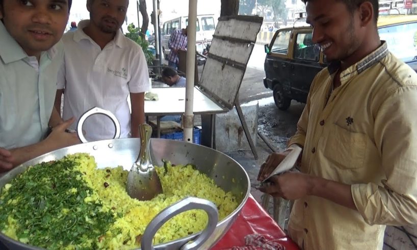 Hard Working Young Man Selling Poha Pulao @ 12 rs Per Plate | Street Food Mumbai