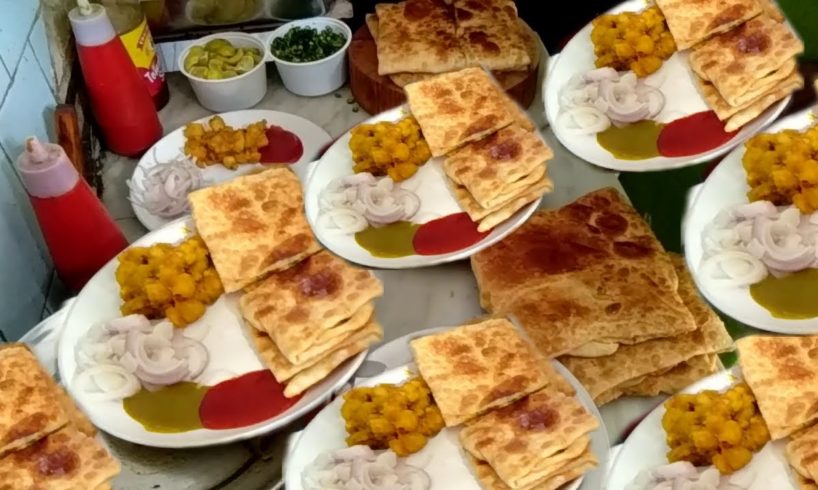 Street Food Loves You Present - Shahi Mughlai Paratha in Kolkata Sabir's Hotel - Exciting Tasty Food