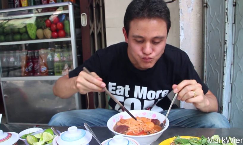 Bun Rieu - An Incredibly Delicious Bowl of Crab Noodles in Vietnam