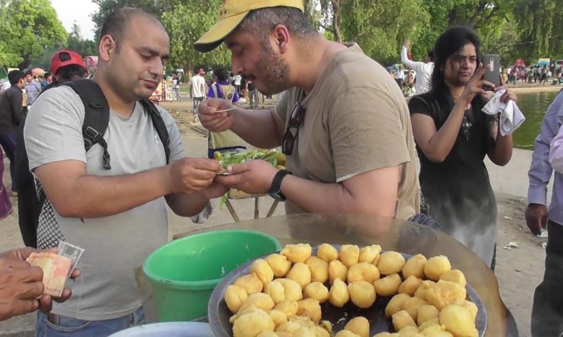 Delhi Ka Famous Ram Laddu | Besides India Gate Delhi | Street Food India