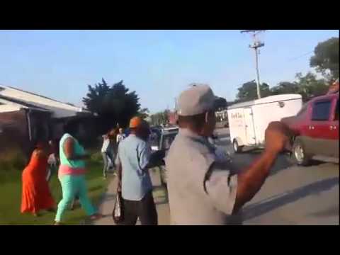 Hood fight girls get hit by a Car {must see}