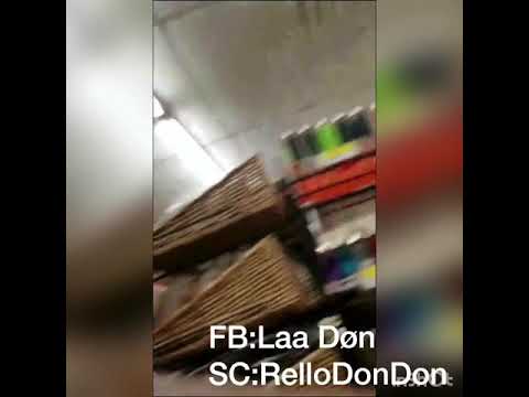 It Goes Down In A 7/11 In STL HOOD FIGHT Women Throws Computers !!!!