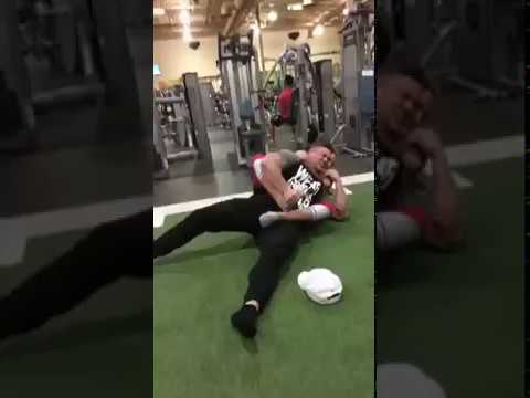 Jiu Jitsu Girl Chokes 240lb Bodybuilder