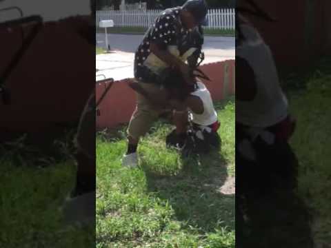 Orlando Front Yard Hood Fight