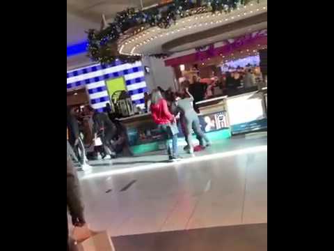 Sum Ghetto Girls Fighting In Easton Mall ?