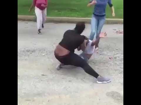 GIRL HOOD FIGHT ????