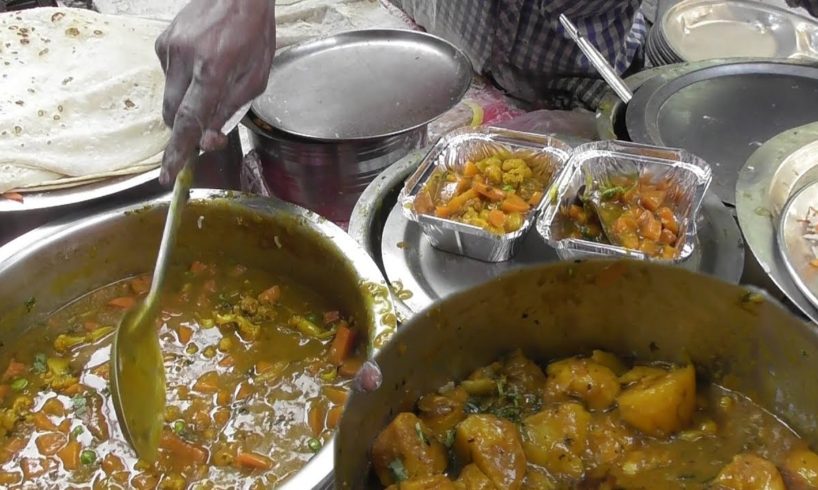 Kashmiri Alur Dum With Rumali Roti | Who Want to Eat | Tasty Street Food Kolkata Tea Board Area