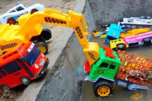 Excavator Toys Rescues Police Car Animals Truck Tayo The Little Bus Transport Trucks for Kids