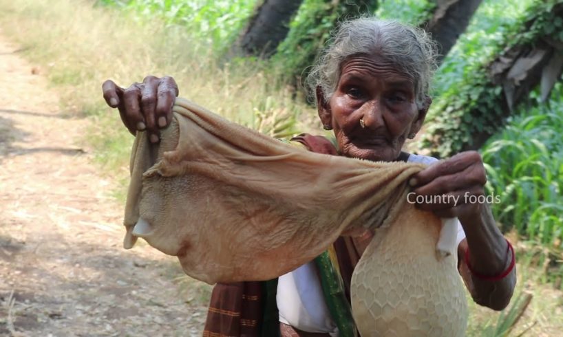 Village Style Mutton Boti Ka Salan | Spicy Boti ka Salan Recipe | Goat Intestine Recipe By My