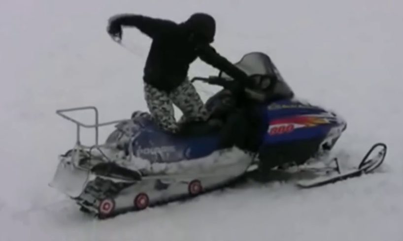 Extremely Funny Snowmobile Crashes and Fails Compilation!