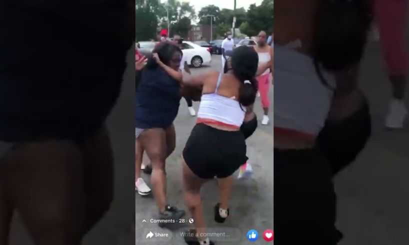 Chicks meet up and fight at a plaza #ghetto #hoodfights #fight