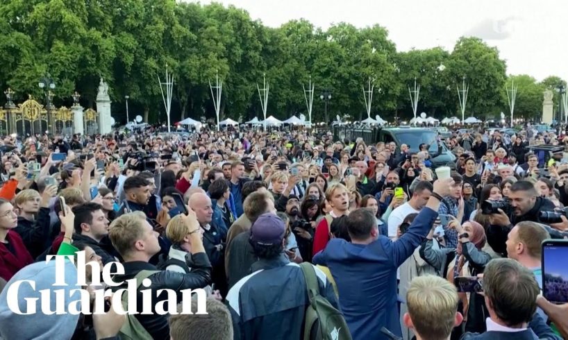 Crowd sings national anthem outside Buckingham Palace after the Queen's death