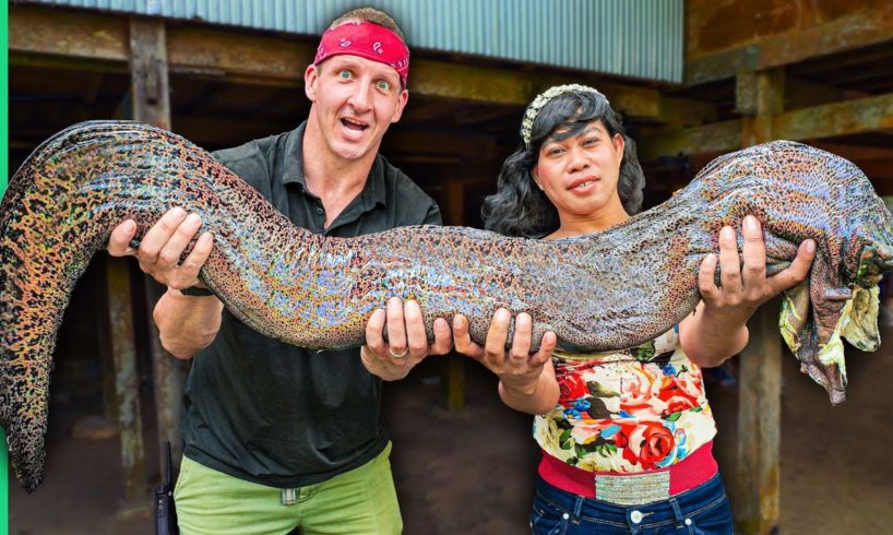 Giant Slimy Eel!! Insane Indonesian Food of the Bugis Tribe!!