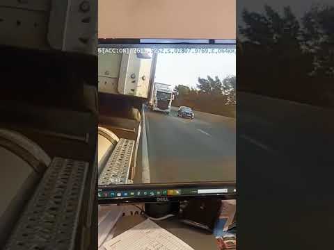 Honest crash with car on blind spot or road rage?