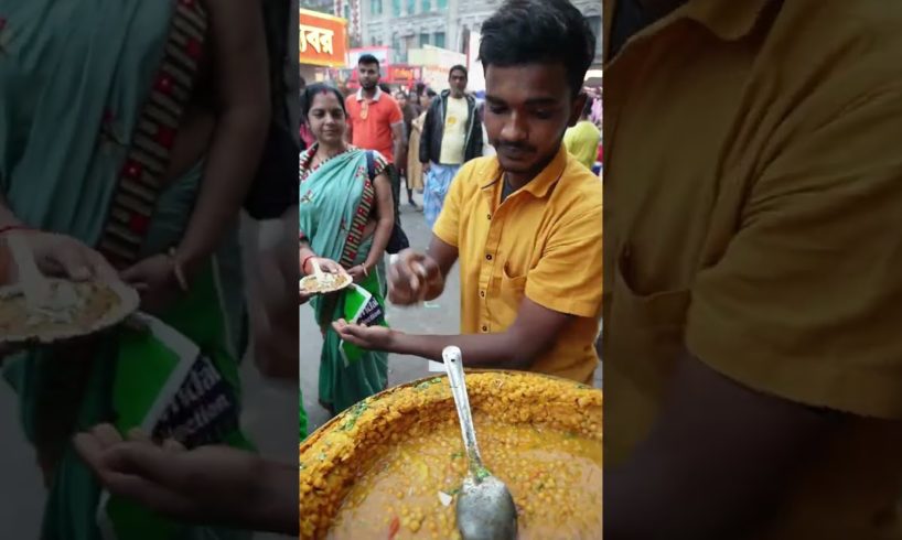 Hardworking Niraj Vai Ka Tasty Ghugni Chaat #shorts #streetfood