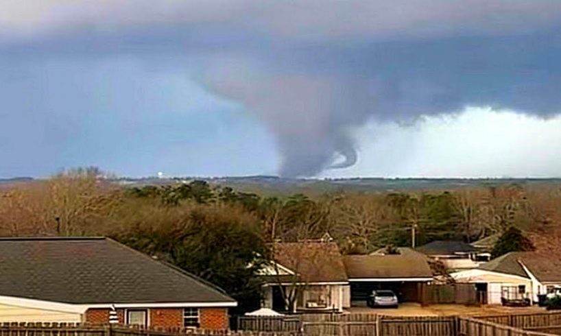 Intense Tornado Outbreak Hits Alabama & Georgia - Jan. 12, 2023