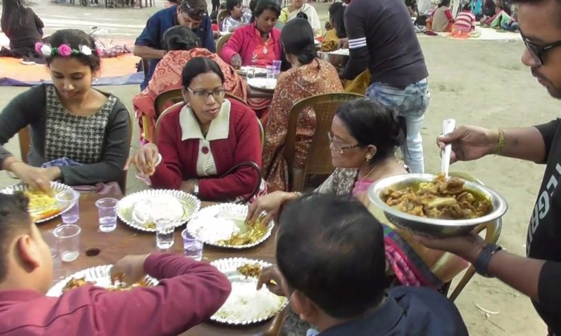 Holi Picnic Masti Time | Everyone Enjoying Lunch | Rice - Mutton - Fish