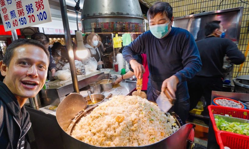 King of FRIED RICE - He Cooks 45 Plates at a Time!! | Taiwanese Street Food!!