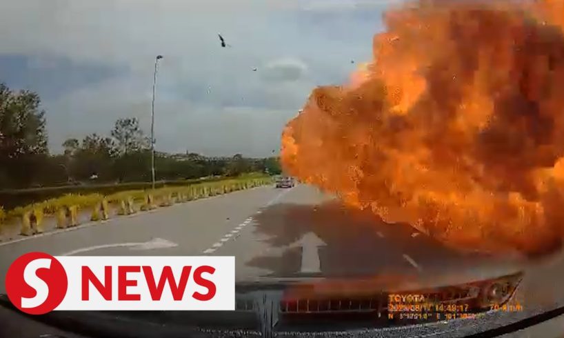 Dashcam footage of fatal plane crash circulating online