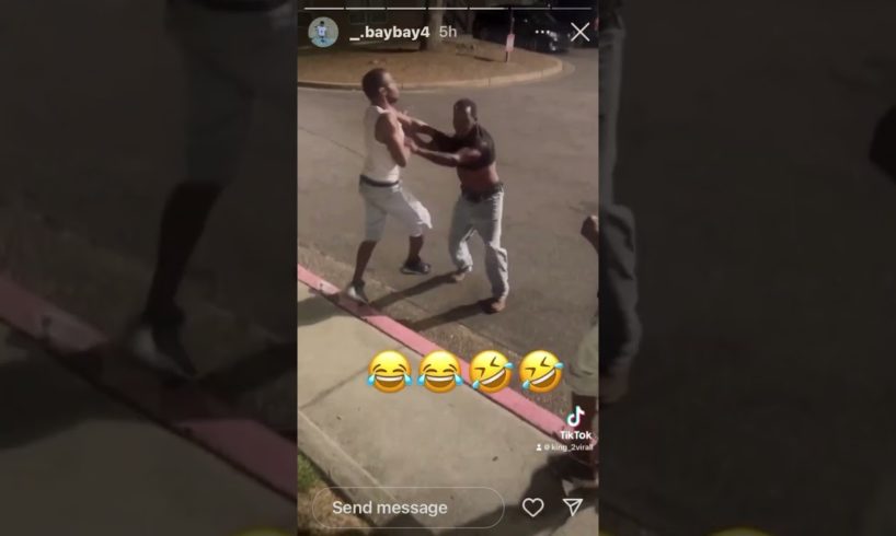 #viral #fyp #hoodfights🤣🤣