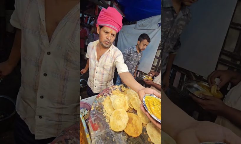 People Enjoying Hing Kachuri #streetfood #food #shorts