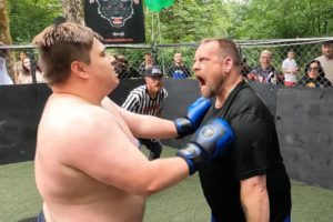 The most Bizarre and crazy backyard fight you will see