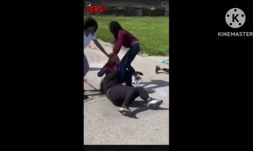 hood girls fight in groups!!