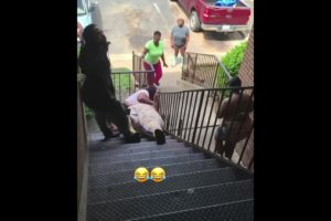 Fat girl falls down the stairs tryna fight 😂