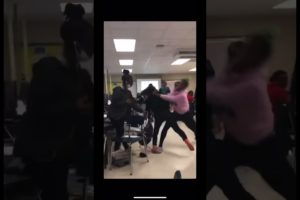 She handled her 😳 #viral #trendingshorts #fight #hoodfights