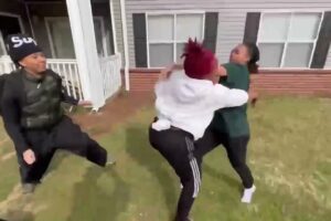 Hood Girl  Fight