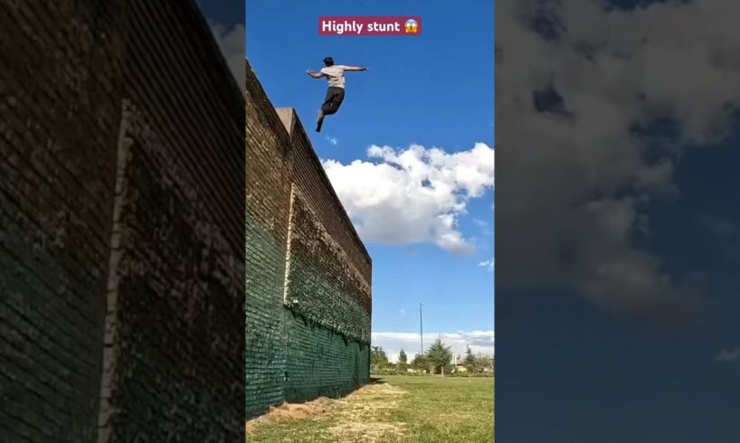 PEOPLE ARE AWESOME 😳🔥| insane parkour jump dangerously ⚠️gainer full stall body | #parkour #shorts