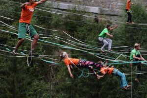 Is Highlining an Extreme Sport? - Playing on 10 Parallel Highlines