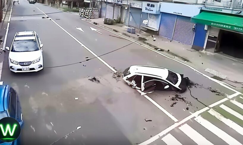 Tragic! Ultimate Near Miss Video Road Moments Filmed Seconds Before Disaster Went Horribly Wrong !