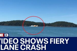 Video shows fiery small plane crash into WA waters near Orcas Island | FOX 13 Seattle