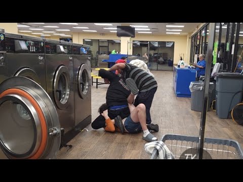 Fight breaks out in a Laundromat Austin TX 2-8-2024