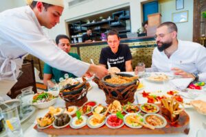 Syrian Food in Damascus!! AMAZING FOOD + 500 Year Old Cafe in Syria! 🇸🇾