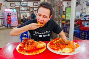 Ultimate MALAYSIAN STREET FOOD in Penang!! 🇲🇾 5 MUST-EAT Foods in Penang, Malaysia!!