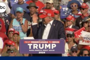 Video shows moment of Trump assassination attempt at rally