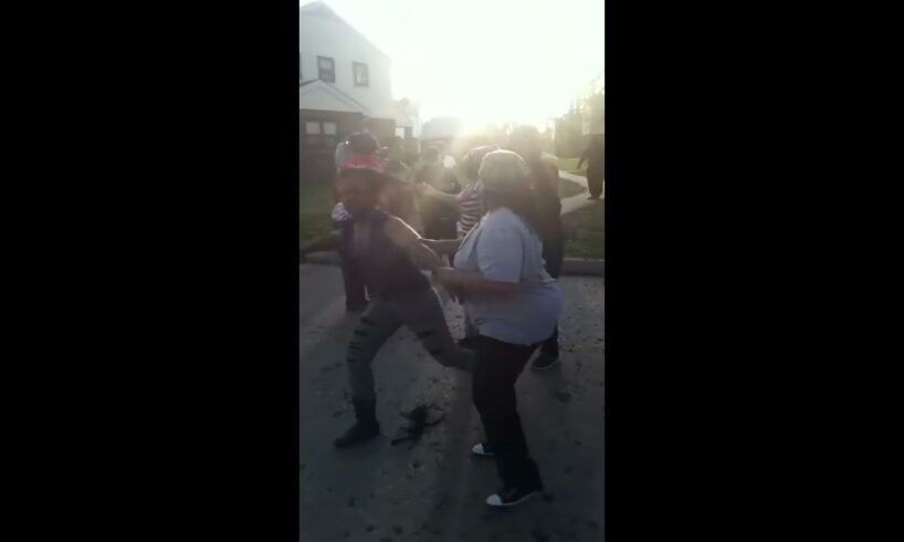 Hood fight 1 on 1 in fair oaks