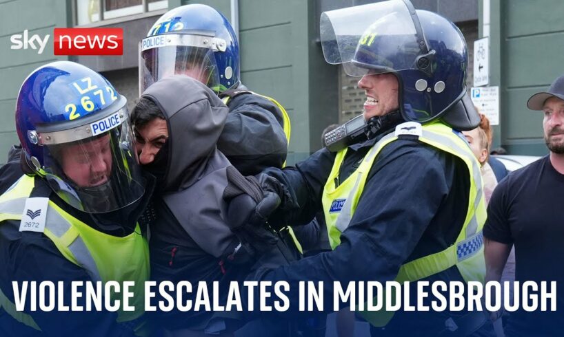 UK riots: Violence escalates in Middlesbrough as rioters confront police