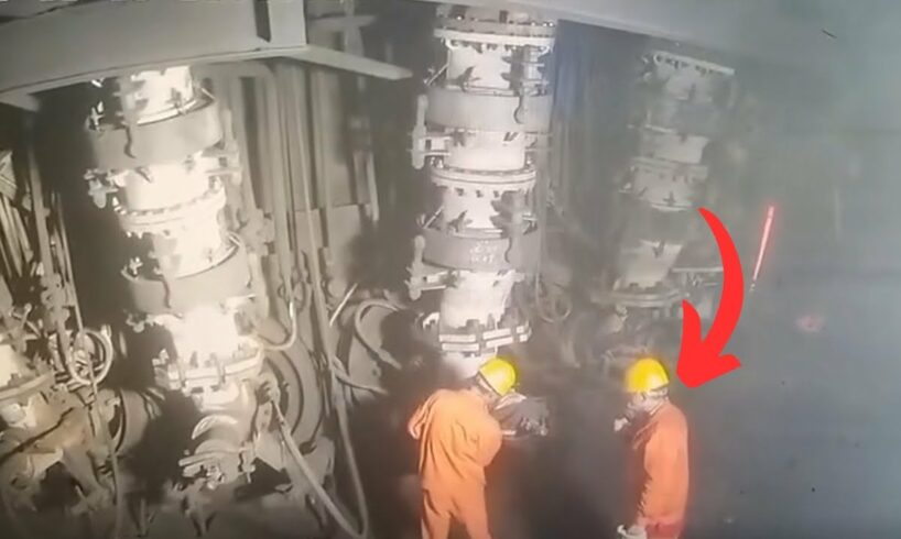 💀 WORKER GETS BLOWN UP BY A PRESSURIZED PIPE | ACCIDENT CAUGHT ON CAMERA