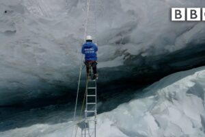 Crossing Everest’s deadly slopes | Earth's Natural Wonders: Living on the Edge  - BBC