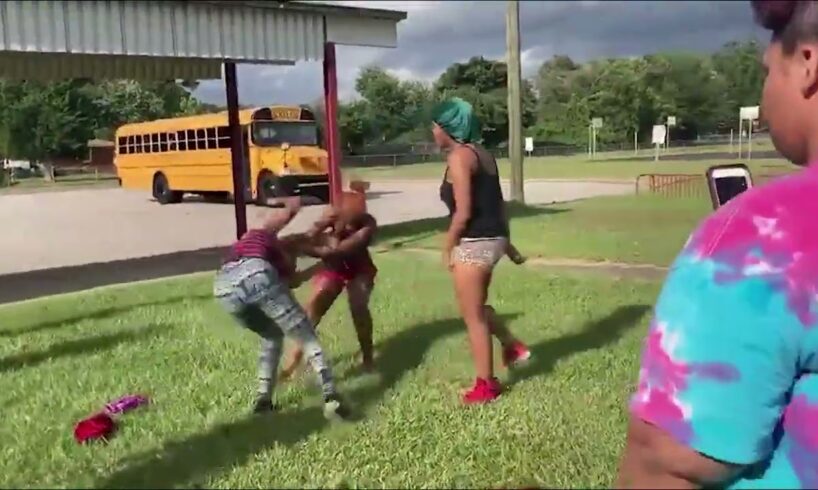 Hood Girl Street Fight #2