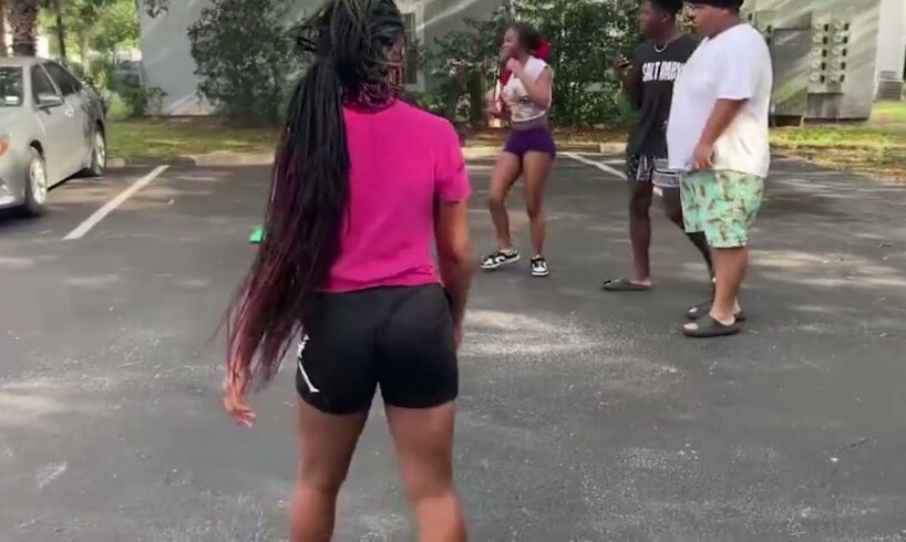 Hood Girl Street Fights