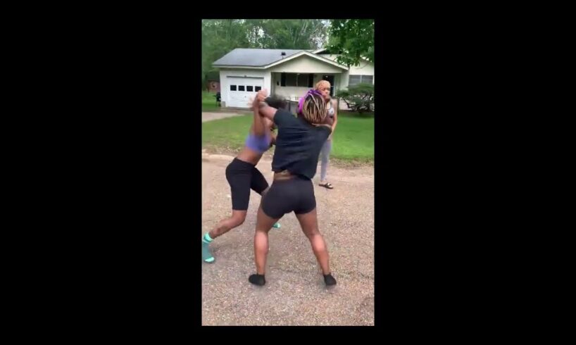 Hood Girl Fight