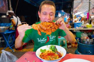 Epic Food Fair in Thailand!! $50 CHALLENGE - Everything You Have to Eat!