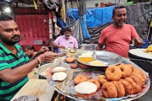 Dada Ka Dokan Pota Chala Raha Hai | 100 Years Old Dosa Shop Kolkata Barabazar | Masala Dosa 50 Rs