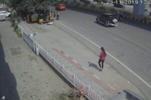 Car accident Caught CCTV India _2