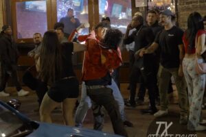 Fight breaks out on 6th Street Austin 12-5-2024