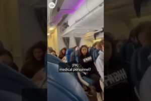 36 people injured after turbulence rocks Hawaiian Airlines flight | USA TODAY #Shorts